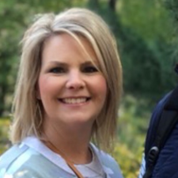 Meet your Posher, Susan - Picture 2 of 2